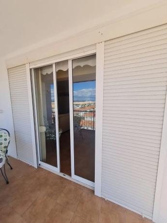 Piso en calle Yecla, 50