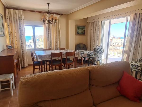 Piso en calle Yecla, 50