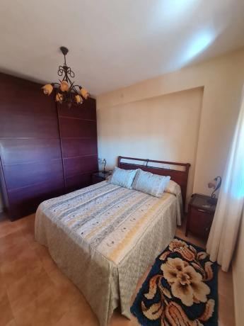 Piso en calle Yecla, 50