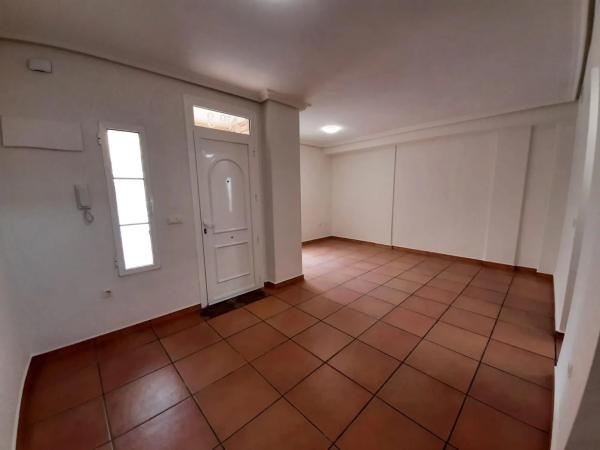 Chalet adosado en calle Gerona