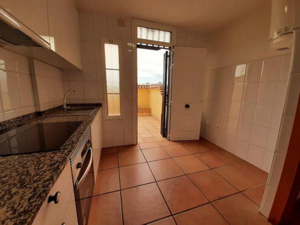 Chalet adosado en calle Gerona