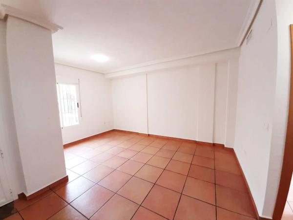 Chalet adosado en calle Gerona