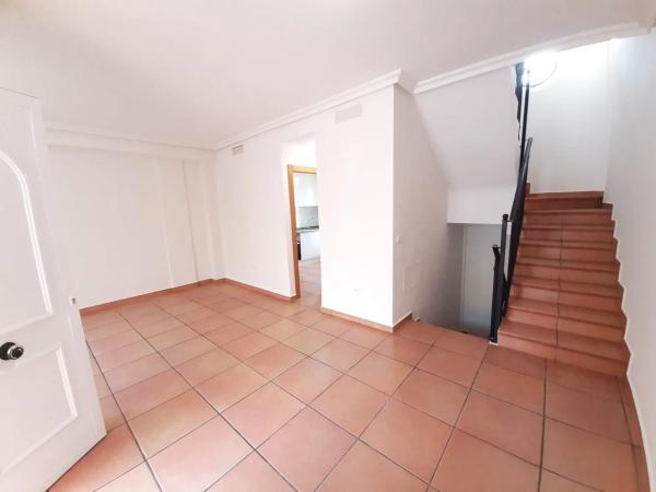 Chalet adosado en calle Gerona