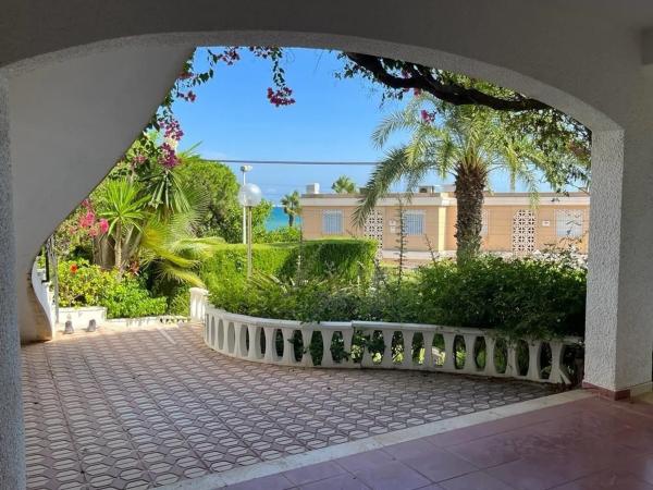 Piso en Calas de Santa Pola este