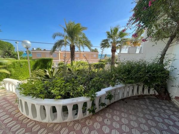 Piso en Calas de Santa Pola este