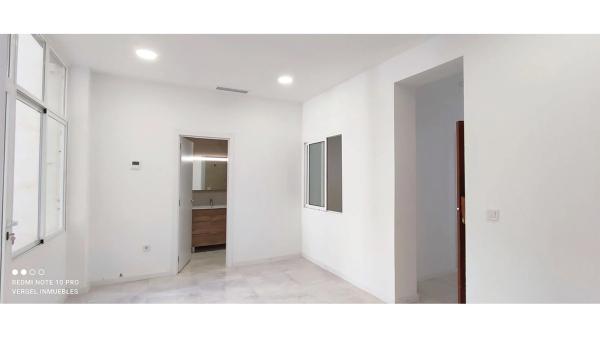 Piso en calle Poeta Miguel Hernandez