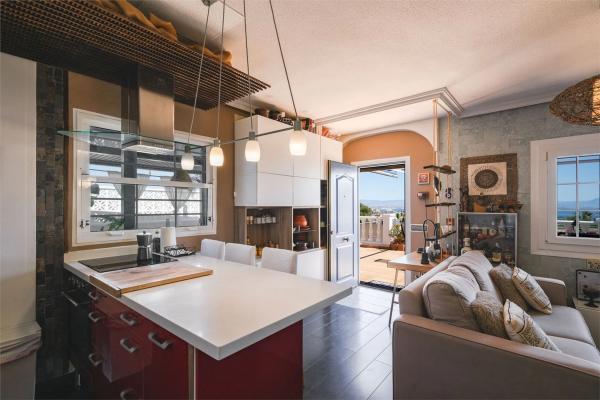 Chalet adosado en calle País Vasco