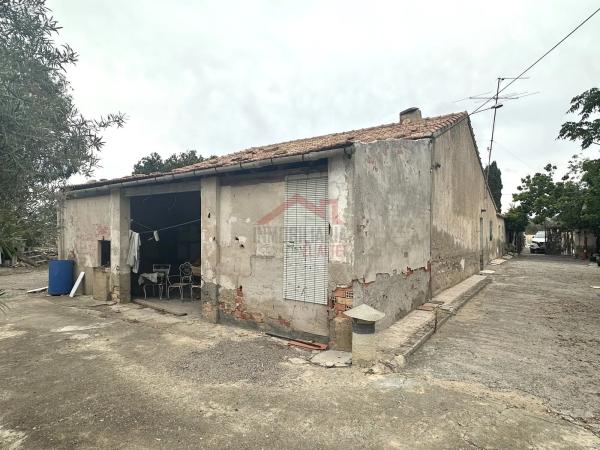 Casa independiente en Partida Torrellano bajo