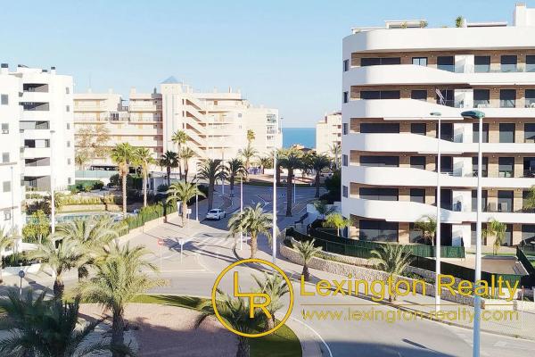 Ático en Arenales del Sol