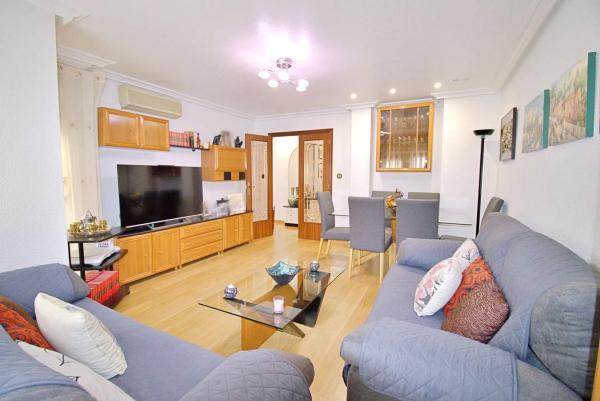 Piso en Barrio Reina Victoria-Miguel Hernández