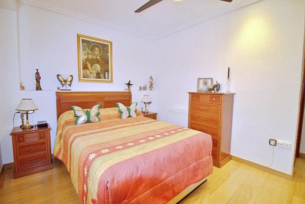 Piso en Barrio Reina Victoria-Miguel Hernández