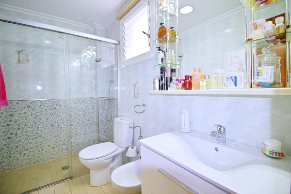 Piso en Barrio Reina Victoria-Miguel Hernández