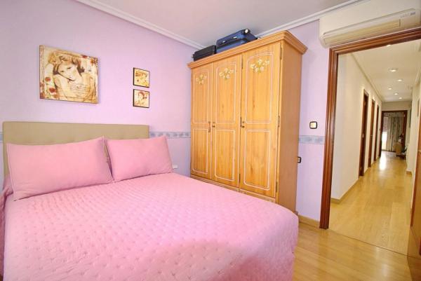 Piso en Barrio Reina Victoria-Miguel Hernández