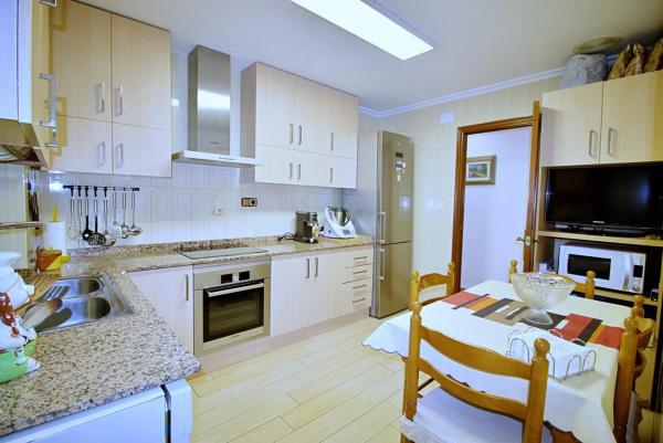 Piso en Barrio Reina Victoria-Miguel Hernández