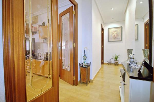 Piso en Barrio Reina Victoria-Miguel Hernández