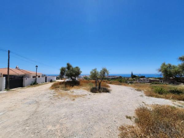 Terreno en Avda Pescia - Ctra de Frigiliana