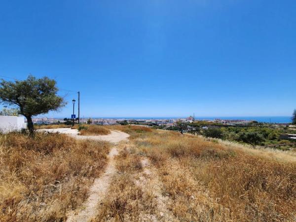 Terreno en Avda Pescia - Ctra de Frigiliana