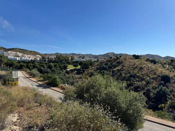 Terreno en calle Bahamas