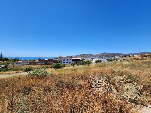 Terreno en Avda Pescia - Ctra de Frigiliana