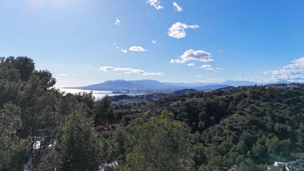 Terreno en calle Bouganvilleas