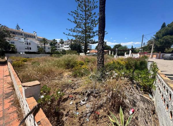 Terreno en calle Tenerife, 402