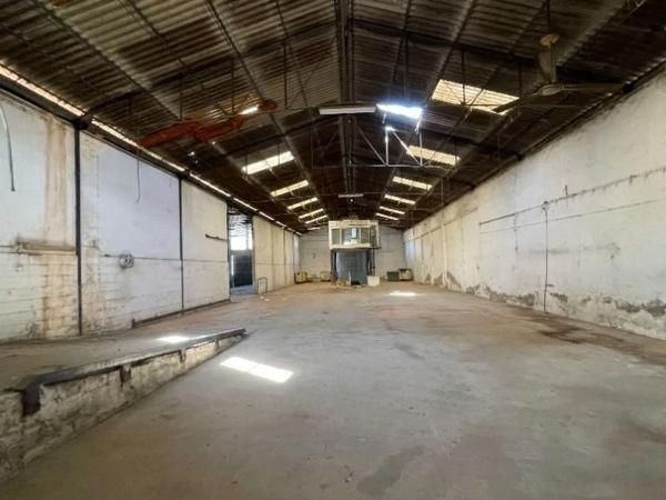 Terreno en calle Limoneros, 6 -10