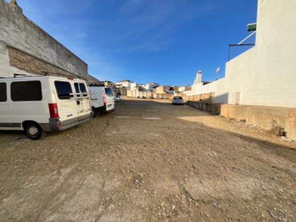 Terreno en calle de Granada, 85