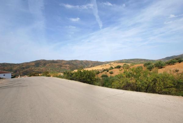 Terreno en camino de Magiaza