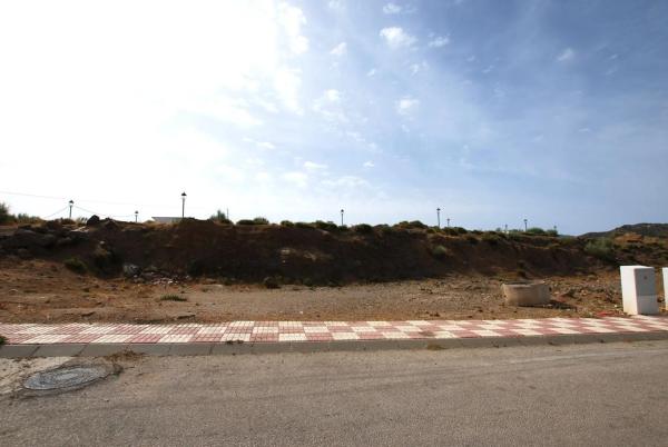 Terreno en camino de Magiaza