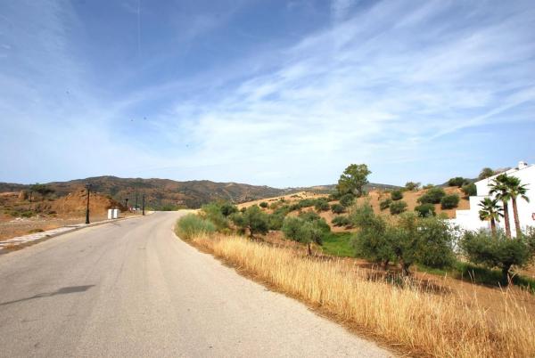 Terreno en camino de Magiaza