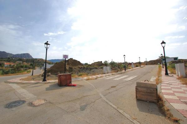 Terreno en camino de Magiaza