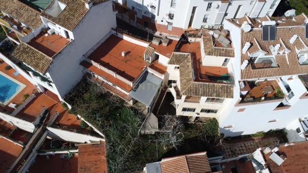 Terreno en calle Pensamiento, 3