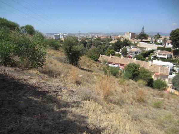 Terreno en calle Jilguero