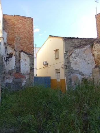 Terreno en plaza San Miguel
