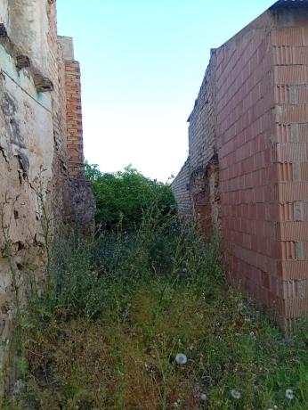 Terreno en plaza San Miguel