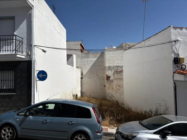 Terreno en calle Antonio Machado, 7