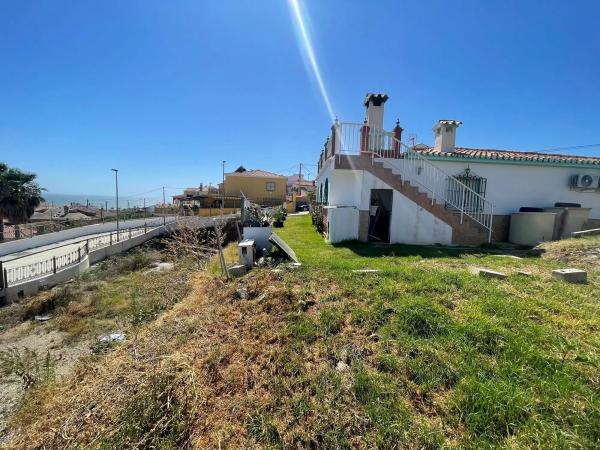 Terreno en Benajarafe