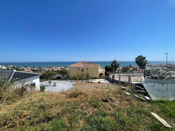 Terreno en Benajarafe