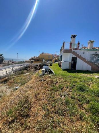 Terreno en Benajarafe