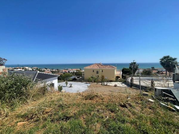 Terreno en Benajarafe