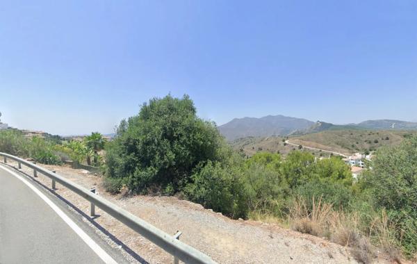 Terreno en Alhaurín Golf