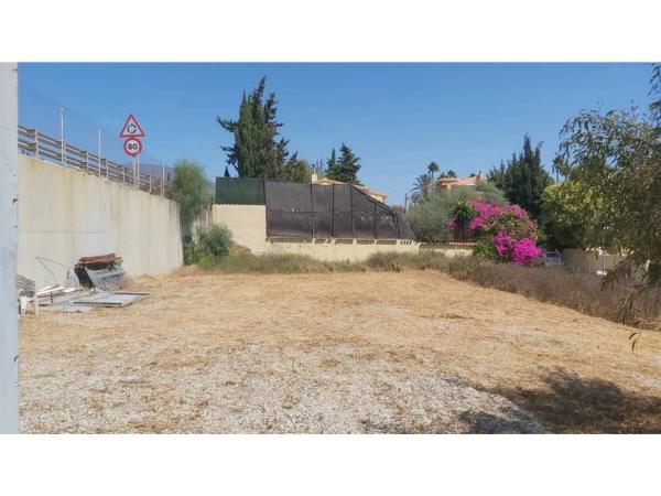 Terreno en calle de la Siesta