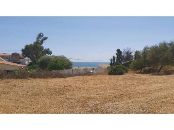 Terreno en calle de la Siesta