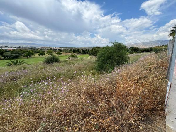 Terreno en calle Moreras de Baviera, 31