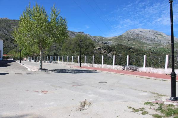 Terreno en calle Ayón