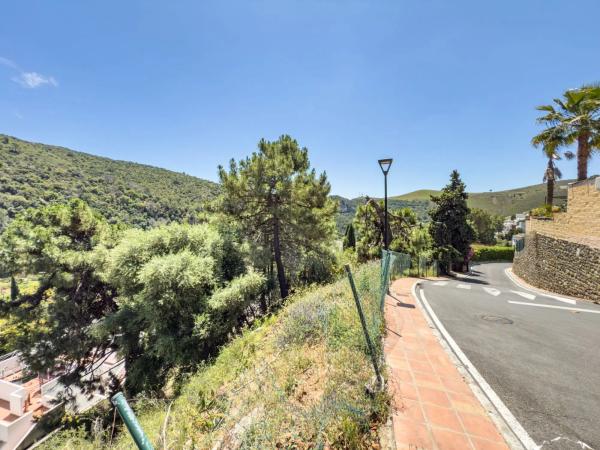 Terreno en calle del Almendro, 21