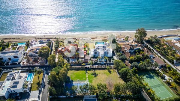 Terreno en calle Gladiolo, 19 -1