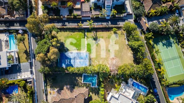 Terreno en calle Gladiolo, 19 -1