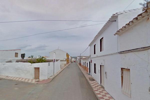 Terreno en calle Sierra de la Camorra