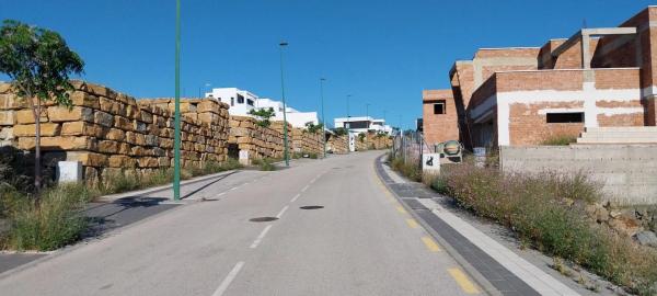 Terreno en Barrio Limonar
